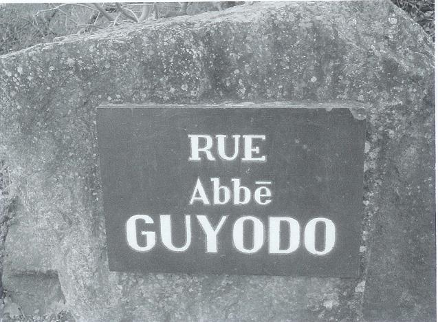 Plaque de la rue de l'abbé Guyodo à Caudan