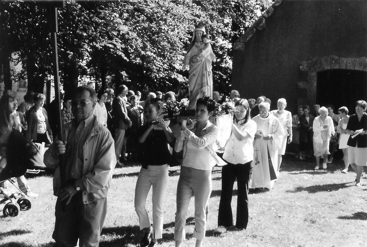 Célébration du pardon à la chapelle du Trescouet le 1er août 2004